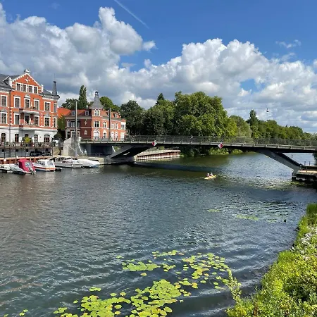 Apartment Wohnen In Loriots Wasserstadt Mit Kamin Und Magentatv *