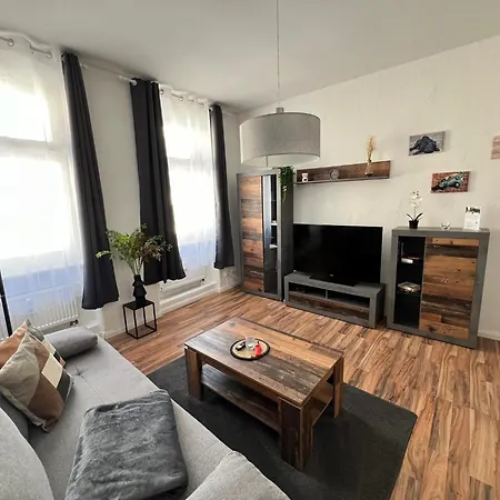 Wohnen In Loriots Wasserstadt Mit Kamin Und Magentatv Apartment